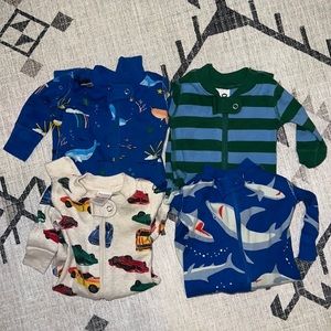 Bundle Hanna Andersson zip up sleepers